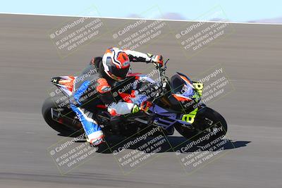 media/Oct-09-2022-SoCal Trackdays (Sun) [[95640aeeb6]]/Bowl (1015am)/